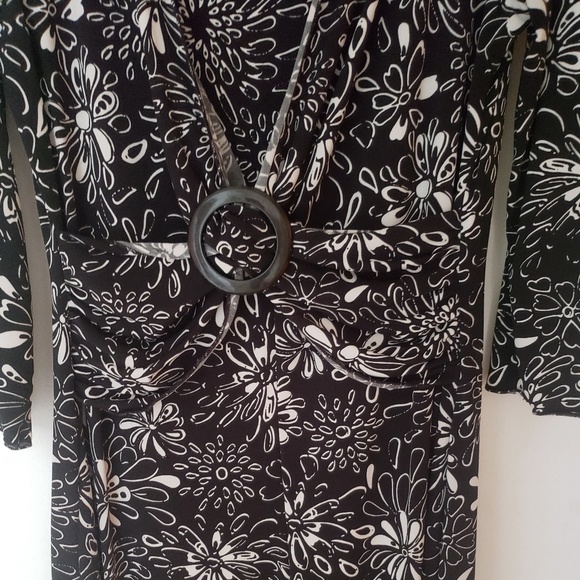 Suzi Couture Dress - Picture 2 of 2